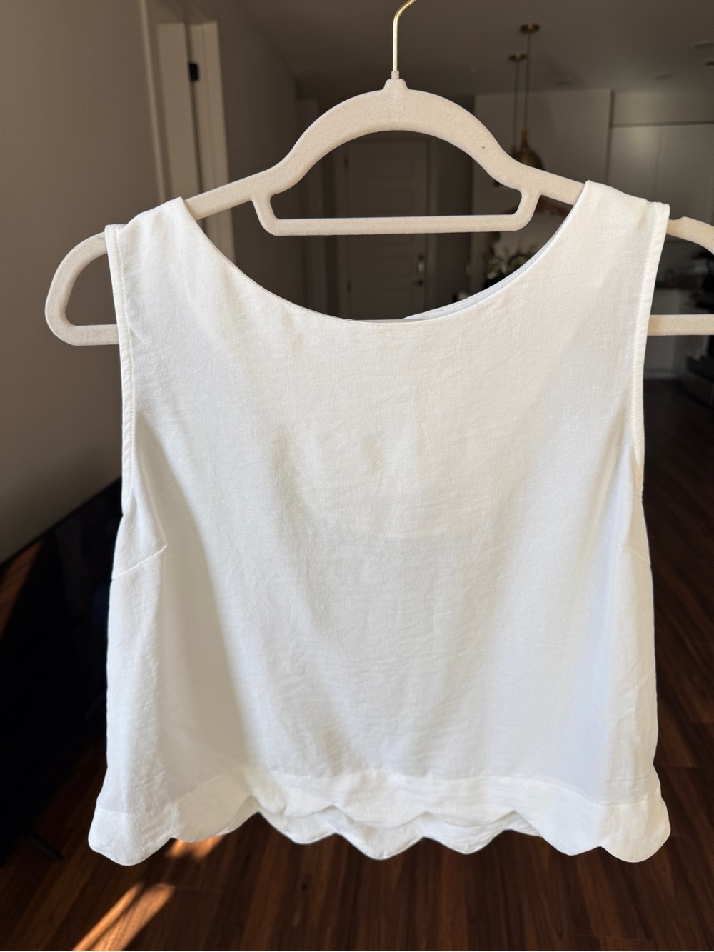White scallop top